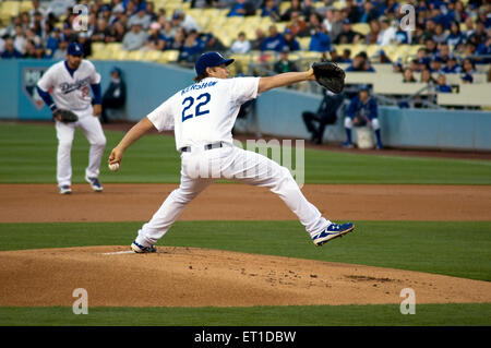 Clayton Kershaw werfen für die Los Angeles Dodgers Stockfoto