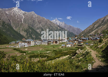 Chitkul Dorf in Kinnaur bei Himachal Pradesh Indien Asien Asiatisch indisch Chhitkul Stockfoto