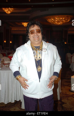 Bappi Lahiri, indischer Musikdirektor, Alokesh Bappi Lahiri, indische Sängerin, Komponistin, Politikerin, Disco-Musiker, Plattenproduzent, Indien Stockfoto