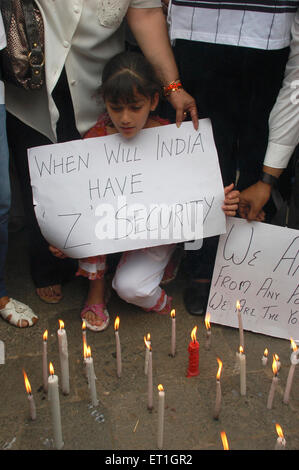 Protestbanner Kerzen nach Terroranschlag, Taj Mahal Hotel, Apollo Bundar, Colaba, Bombay, Mumbai, Maharashtra, Indien, Asien Stockfoto