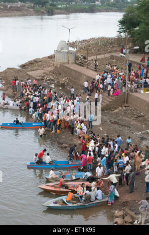 Tauchen Sie die Idole von Lord Ganesh Pune Maharashtra Indien Asien Sept 2011 Stockfoto