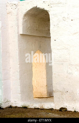 Eidgah auf einem Hügel, Moschee, Masjid, Junnar Dorf, Bezirk Pune, Maharashtra, Indien Stockfoto