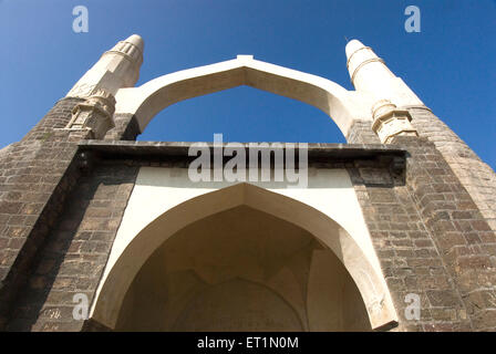 Kamani Masjid auf Shivneri Fort; Taluka Junnar; Bezirk Pune; Maharashtra; Indien Stockfoto