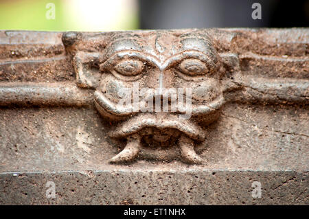 Kirtimukha bei Vishveshwara Mahadeva Tempel Sangam Mahuli; Satara Bezirk; Maharashtra; Indien Stockfoto