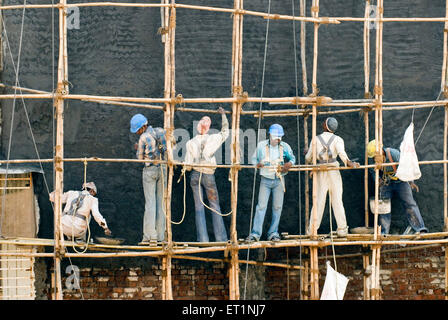 Bauarbeiter Bambus Gerüst Bombay Mumbai Maharashtra Indien Asien Stockfoto