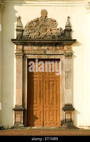 Eingang der Kathedrale Se; Old Goa; Indien Stockfoto