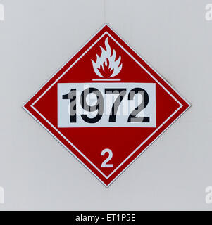 1972 Hazmat Plakat auf einem flüssigem Methan (brennbare Gase) Vorratsbehälter Stockfoto