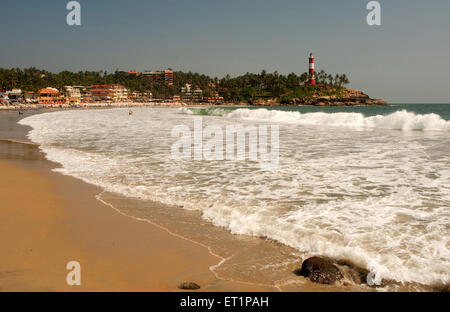 Leuchtturm ; Kovalam Strand ; Trivandrum ; Thiruvananthapuram ; Kerala ; Indien; Asien Stockfoto