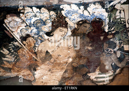 Fliegen Gandharvas Gemälde an der Wand von Ajanta Höhlen; Aurangabad; Maharashtra; Indien Stockfoto