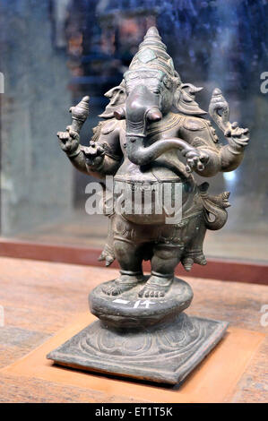 Bronzestatue von Ganesha Chola Dynastie in Meenakshi Tempel Madurai Tamilnadu Indien Asien Stockfoto