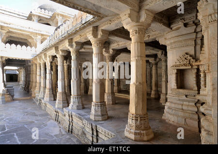 Halle der Säulen Adinatha Jain Tempel Ranakpur Rajasthan Indien Asien Stockfoto