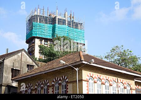 Bau und Altbau Sharaf Stiftung; Charni Straße; Bombay Mumbai; Maharashtra; Indien Stockfoto