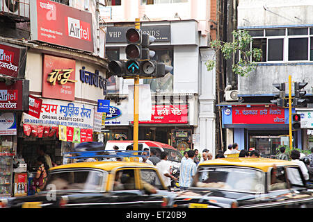 Ansicht der Thakurdwar; Dr. Babasaheb Larissa Straße; Charni Straße; Bombay Mumbai; Maharashtra; Indien Stockfoto