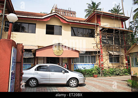 Kaivalya Dhama Yoga Center; Netaji Subhash Chandra Bose Road; Marine Drive; Charni Road; Bombay; Mumbai; Maharashtra; Indien; Asien; Indisch Stockfoto