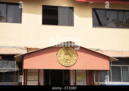 Kaivalya Dhama Yoga Center; Netaji Subhash Chandra Bose Road; Marine Drive; Charni Road; Bombay; Mumbai; Maharashtra; Indien; Asien; Indisch Stockfoto