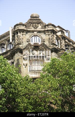 Alten Ismail Gebäude jetzt Zara in Hutatma Chowk; Veer Nariman Straße; Flora-Brunnen; Bombay Mumbai; Maharashtra; Indien Stockfoto