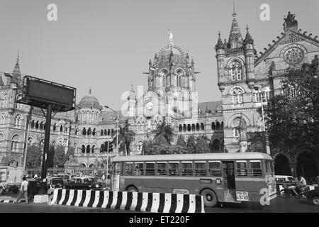 Chhatrapati Shivaji Terminus Railway Station Mumbai Maharashtra Indien Asien Dez 2011 Stockfoto