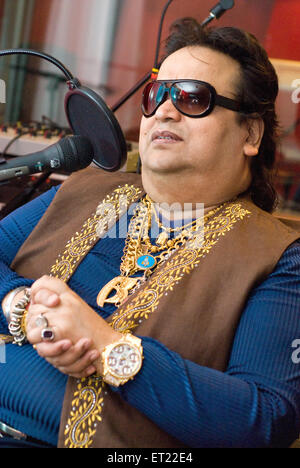 Bappi Lahiri ; Alokesh Lahiri ; Indischer Sänger, Komponist, Politiker, Disco Musiker und Plattenproduzent ; Indien ; Asien Stockfoto