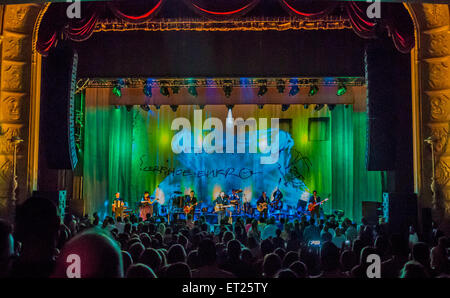 Detroit, Michigan, USA. 10. Juni 2015. JOHN MELLENCAMP Durchführung auf der Ebene gesprochen Tour am Detroit Opera House in Detroit, MI am 10. Juni 2015 Credit: Marc Nader/ZUMA Draht/Alamy Live News Stockfoto