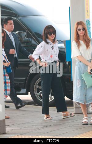 Seoul, Südkorea. 10. Juni 2015. Girls Generation ins Ausland gehen nach Incheon Airport in Seoul, Südkorea am 10. Juni 2015. (China und Südkorea) Credit: Foto oben Corporation/Alamy Live-Nachrichten Stockfoto