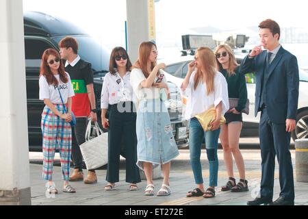 Seoul, Südkorea. 10. Juni 2015. Girls Generation ins Ausland gehen nach Incheon Airport in Seoul, Südkorea am 10. Juni 2015. (China und Südkorea) Credit: Foto oben Corporation/Alamy Live-Nachrichten Stockfoto