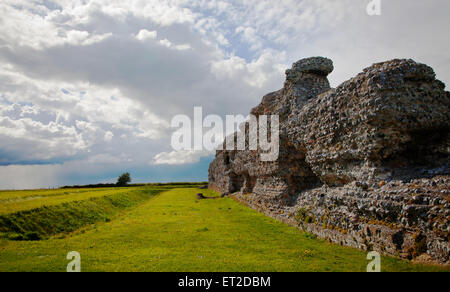 Ruinen von Richborough Roman Castle in Kent Stockfoto