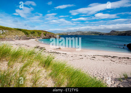 Weißer Sandstrand Und Blauer Ozean Auf Handa Island In Schottland Stockfoto