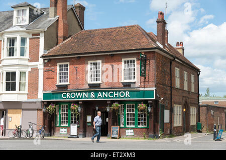 Der Crown and Anchor Pub in Winchester Stadtzentrum UK Stockfoto