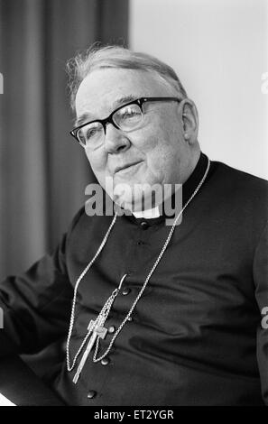 Doktor Patrick Dwyer, der römisch-katholische Erzbischof von Birmingham, Bild, 22. Dezember 1975. Doktor Patrick Dwyer aka G P Dwyer, George Patrick Dwyer. Stockfoto