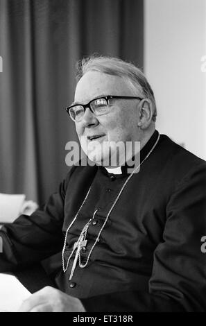 Doktor Patrick Dwyer, der römisch-katholische Erzbischof von Birmingham, Bild, 22. Dezember 1975. Doktor Patrick Dwyer aka G P Dwyer, George Patrick Dwyer. Stockfoto