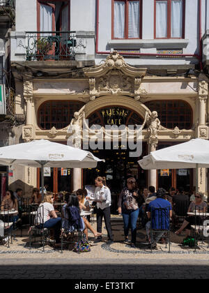 Bekannten und etablierten Majestic Café in Porto, Portugal. Stockfoto