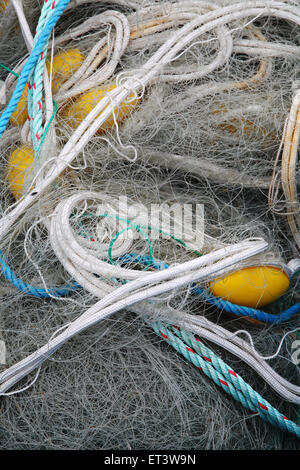 Abstrakte Muster und Formen in einem Fischerhafen Stockfoto