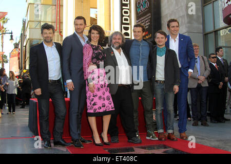 Regisseur Peter Jackson mit einem Stern auf der Hollywood Walk of Fame mit geehrt: Andy Serkis, Richard Armitage, Evangeline Lilly, PETER JACKSON, Orlando Bloom, Elijah Wood, Lee Pace wo: Hollywood, Kalifornien, USA bei: 8. Dezember 2014 Credit: FayesVision/WENN.com Stockfoto