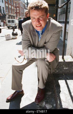 Suggs, lead-Sänger der britischen Ska-Gruppe Madness, 30. April 1997. Stockfoto