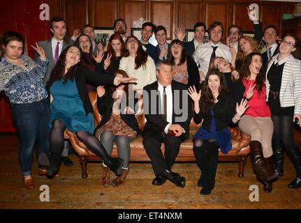 Lemony Snicket Autor Daniel Handler erhält eine Gold-Medaille der Ehrenschutz von der Trinity College Philosophical Society Dublin mit: Daniel Handler wo: Dublin, Irland: 9. Dezember 2014 Credit: WENN.com Stockfoto