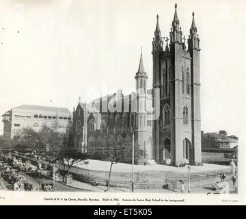 Katholische Community Gloria Church und Antonio de Souza High School Hintergrund Indien Mumbai Maharashtra Indien Stockfoto