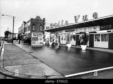 Allgemeine Szene Belle Vue Kasse zeigen, wo das neue super-Saver Ticket verkauft wird, so dass Eintritt in viele der Attraktionen wie der Zoo, Gartencenter, Aquarium und Festplatz Fahrten, Greater Manchester.  Oktober 1982. Stockfoto