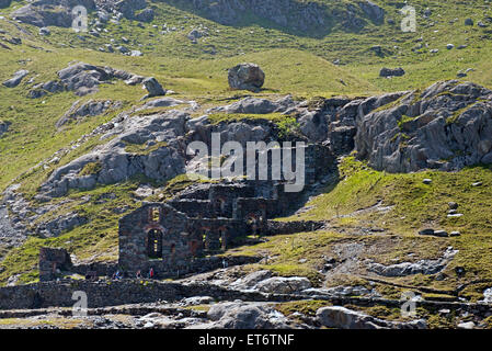 Llanberis Pass Snowdonia North Wales Uk. National Trust Landschaft Minen Gebäude verfallen Stockfoto