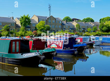 Apperley Brücke Marina an der Leeds-Liverpool Kanal, West Yorkshire, England UK Stockfoto