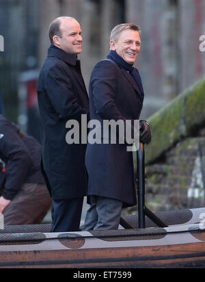 Dreharbeiten für den neuen James Bond Film "Spectre" an einem Ort zentral London mit: Daniel Craig Where: London, Vereinigtes Königreich bei: 16. Dezember 2014 Credit: WENN.com Stockfoto