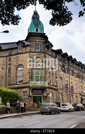 Großbritannien, England, Derbyshire, Buxton, Terrace Road, Museum und Kunstgalerie Stockfoto