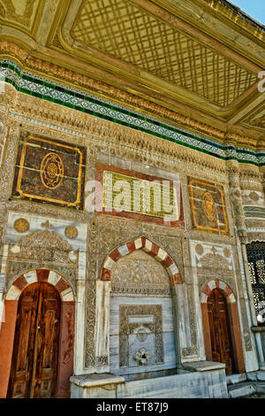 Detail des Brunnens von Ahmed III (3.) in Sultanahmet, Istanbul, Türkei. Es ist eine schönsten Probe des türkischen Rokoko. Stockfoto