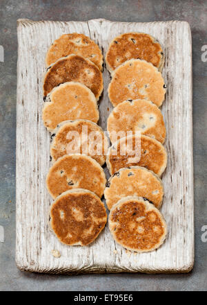 Walisische Kuchen oder Welshcakes (oder Bilder) - eine traditionelle Delikatesse in Wales Stockfoto