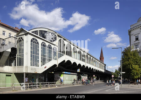 Berlin, Deutschland, Görlitzer Bahnhof der U-Bahn-Linie 1 in der Skalitzer Straße Stockfoto