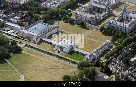 Luftbild von der University of Greenwich, Queens House, Royal Naval College & Maritime Institute in Greenwich, London, UK Stockfoto