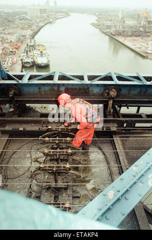 T-Stücke Schwebefähre, Middlesbrough, 5. September 1995. Regelmäßige Wartungsarbeiten sind erfolgt. Stockfoto