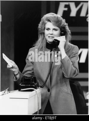 Candice Bergen, am Set der TV-Serie, "Murphy Brown", CBS, 11. Oktober 1988 Stockfoto