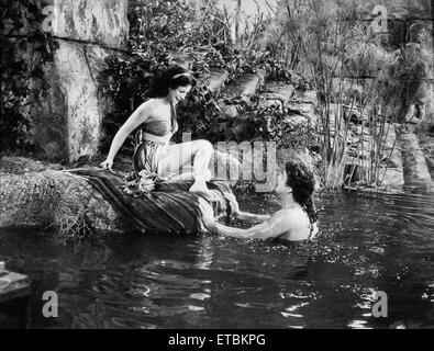 Hedy Lamarr, Victor Mature, am Set des Films "Samson und Delilah", 1949 Stockfoto