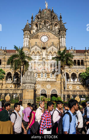 Mumbai Indien, Fort Mumbai, Chhatrapati Shivaji Central Railways Station Terminus Area, viktorianische Itanitianische gotische Wiederbelebungsarchitektur, traditionelle Mugha Stockfoto