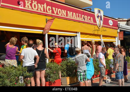 Jürgen Drews Restaurant Kultbistro "König von Mallorca" Featuring archivieren: Aussicht, Atmosphäre wo: Santa Ponsa, Spanien bei: 10. Mai 2014 Credit: WENN.com Stockfoto